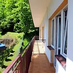 Domy Wczasowe Tryumfy Bed & Breakfast 3*