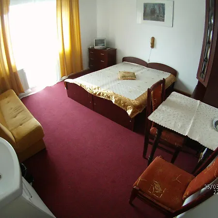 Domy Wczasowe Tryumfy 3* Krynica-Zdrój