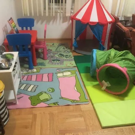 Domy Wczasowe Tryumfy Nocleg ze śniadaniem Krynica-Zdrój