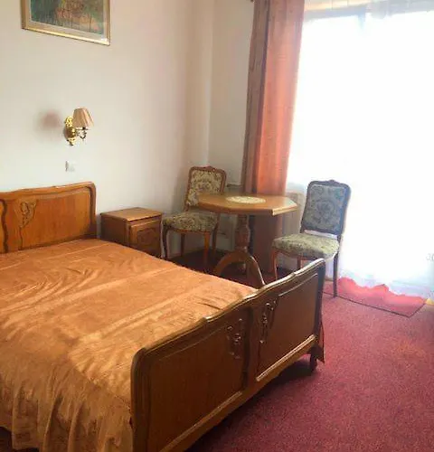 Domy Wczasowe Tryumfy Bed & Breakfast