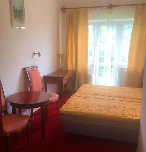 Bed & Breakfast Domy Wczasowe Tryumfy