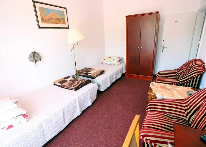 Bed & Breakfast Domy Wczasowe Tryumfy 3*