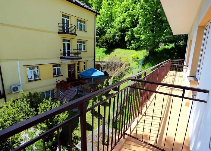 Domy Wczasowe Tryumfy Bed & Breakfast