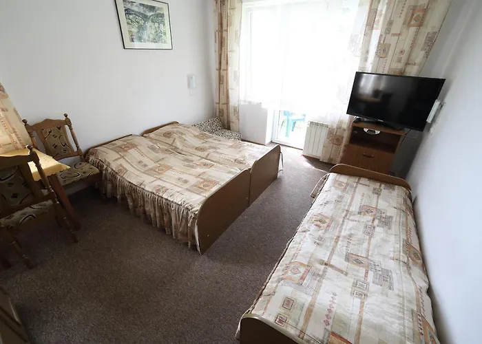 Domy Wczasowe Tryumfy Bed & Breakfast