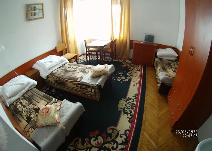 Domy Wczasowe Tryumfy 3*